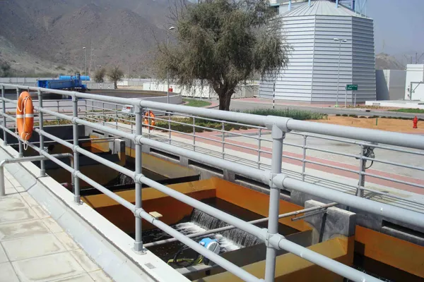 Water Director Ramp Kee Access® Ramps - DDA Compliant Ramp & Railing System - Kee Safety