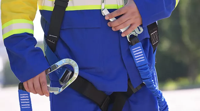 Personal-Fall-Protection-Equipment-2