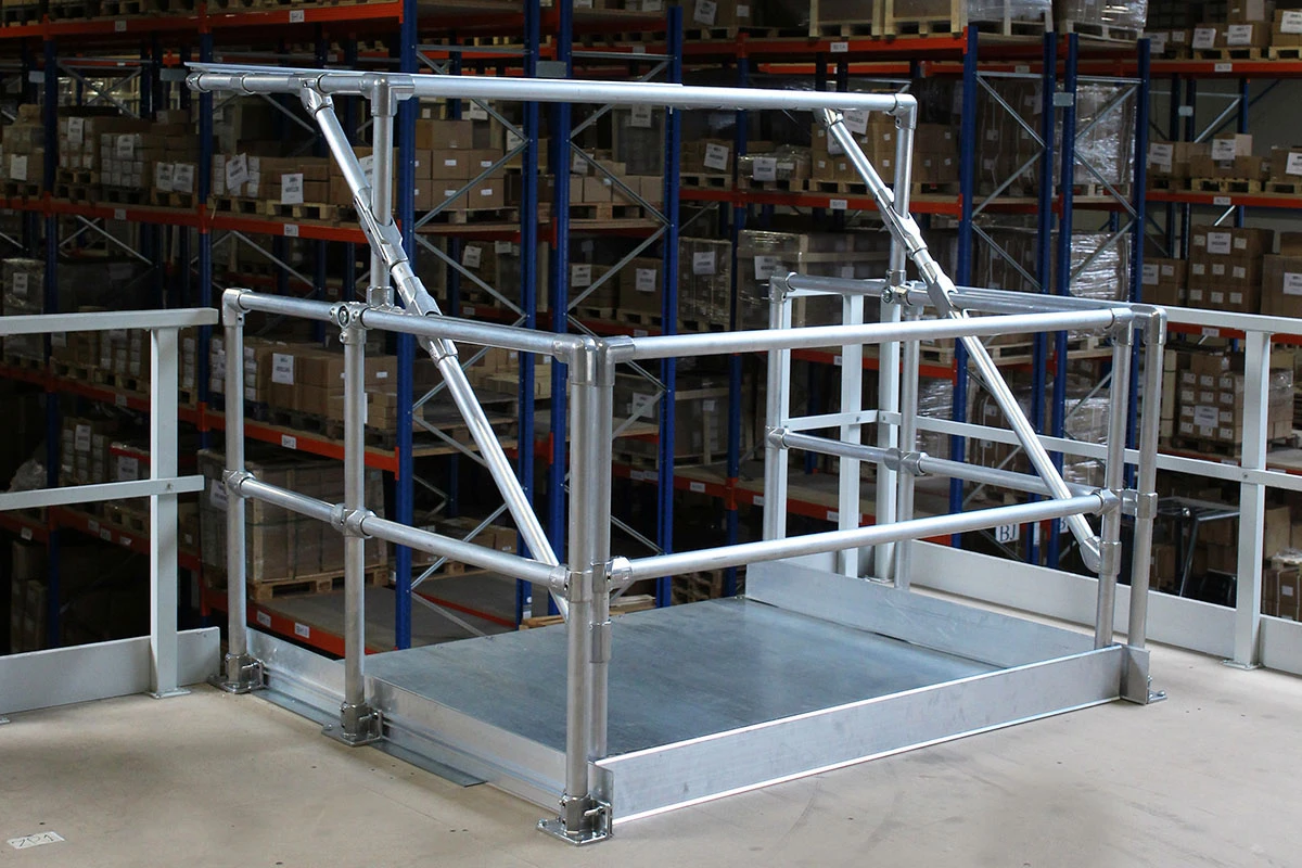Pallet Gate Warehouse (1)
